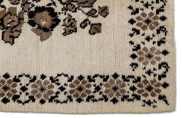 Cretan Beige Floral Wool Hand Woven Carpet 170 x 215