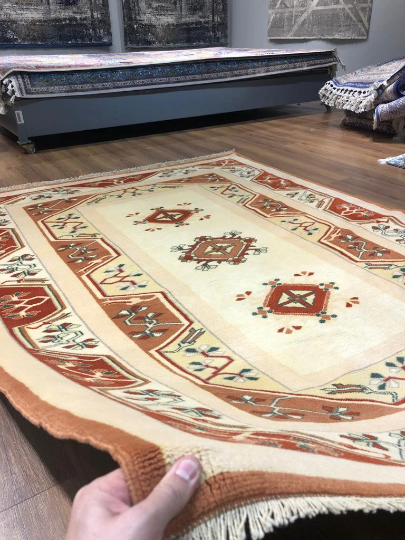 Antique Anatolian Milas Rectangle Kilim Rug (5.90 ft. X 8.20 ft.) (180 cm x 250 cm) - Handwoven Vintage Rug in Beige and Red with Border