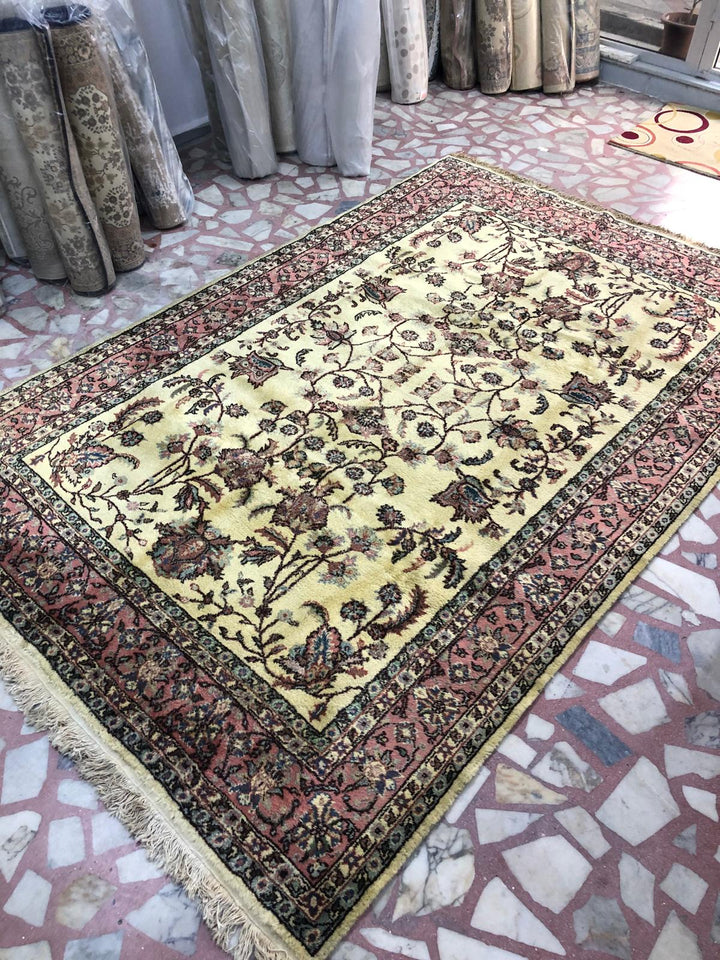 7 m2 Vintage Beige Pink Tones Floral Pattern Carpet
