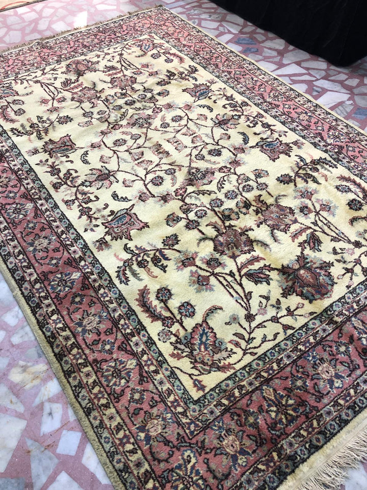 7 m2 Vintage Beige Pink Tones Floral Pattern Carpet
