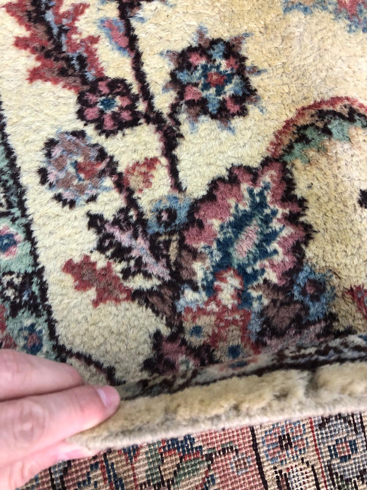 7 m2 Vintage Beige Pink Tones Floral Pattern Carpet