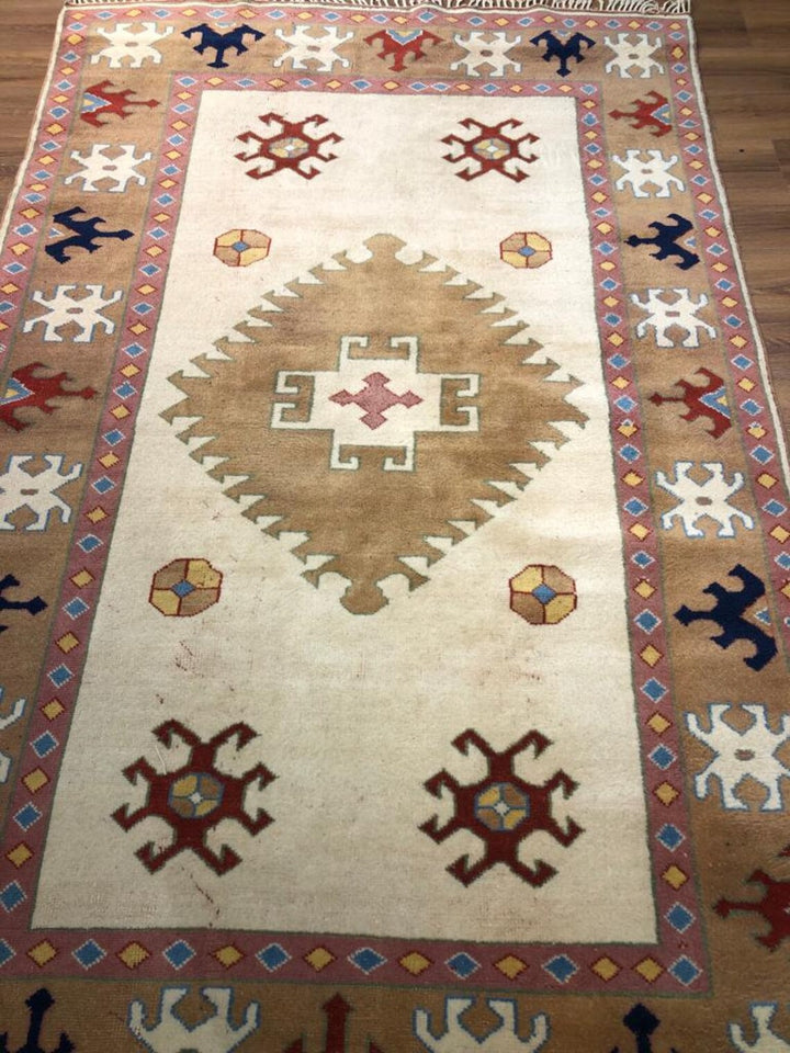 Antique Anatolian Afyon Basmakci Yoruk Rug (5.74 ft. X 9.18 ft.) (175 cm x 280 cm) - Handwoven Vintage Wool Rug