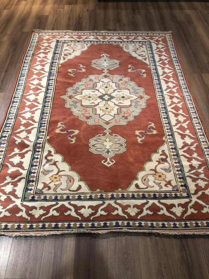 Antique Handwoven Red Yörük Medallion Kilim Rug (5.90 ft. X 8.20 ft.) (180 cm x 250 cm) - Bordered Oriental Turkish Salon Rug