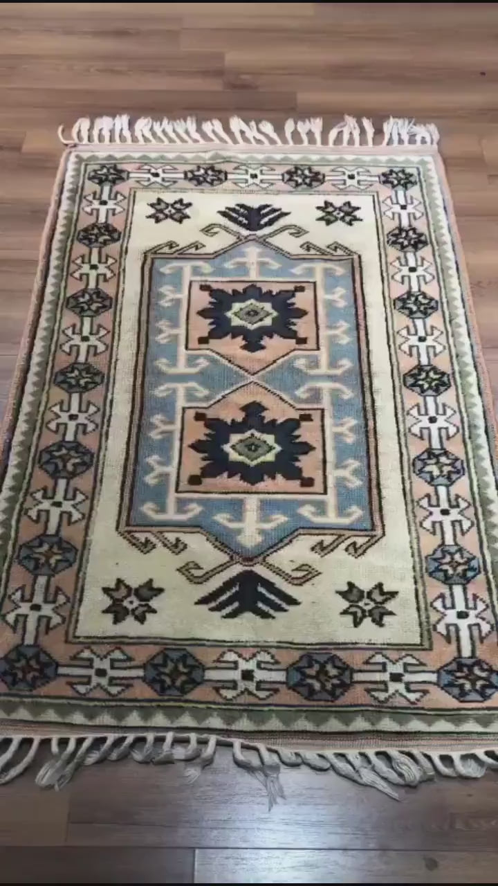 Handwoven Wool Kilim from Balıkesir Sındırgı - (1.64 ft X 4.92 ft) (50 cm x 150 cm)