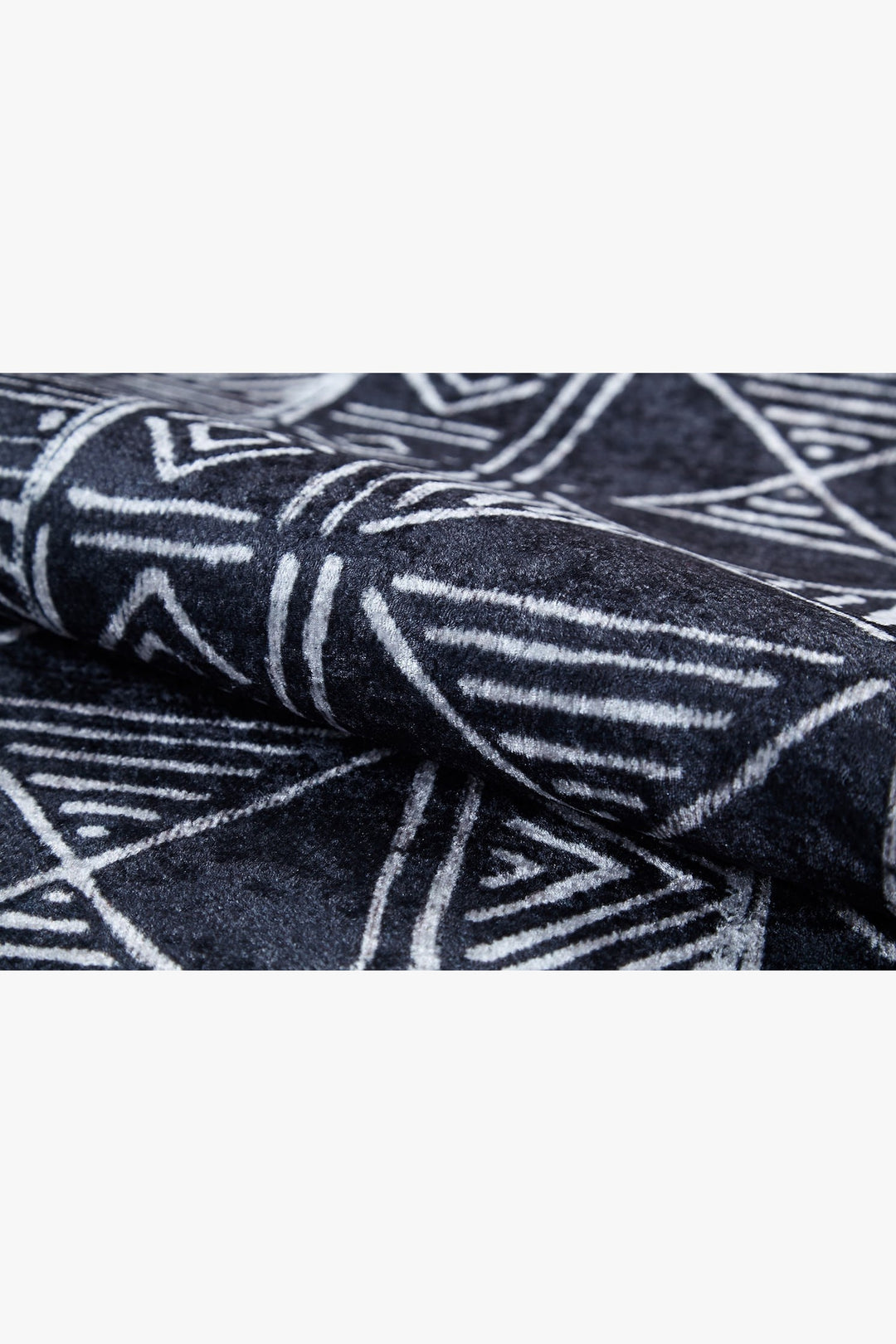 machine-washable-area-rug-Bohemian-Collection-Black-JR1722