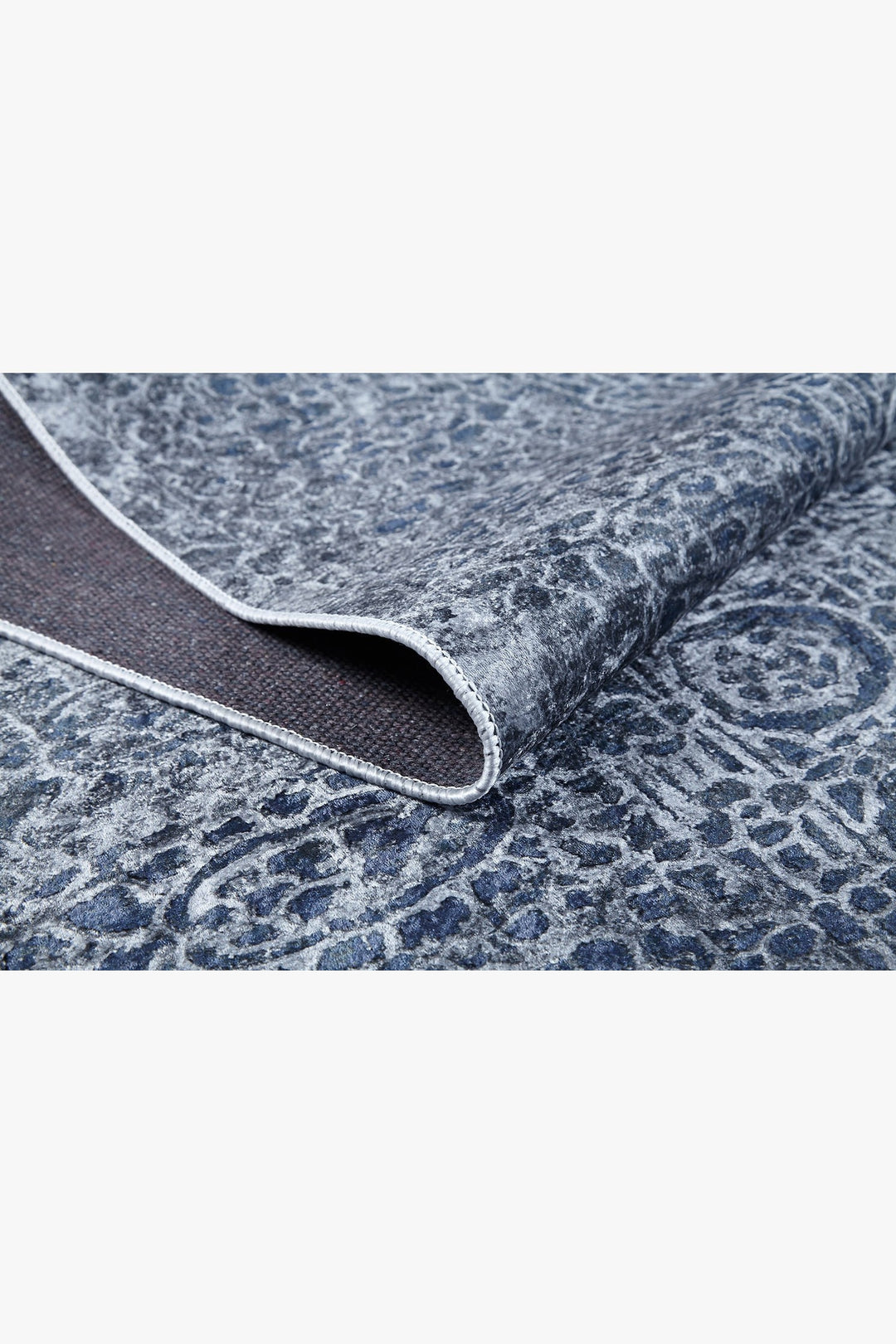 machine-washable-area-rug-Damask-Modern-Collection-Blue-JR1874