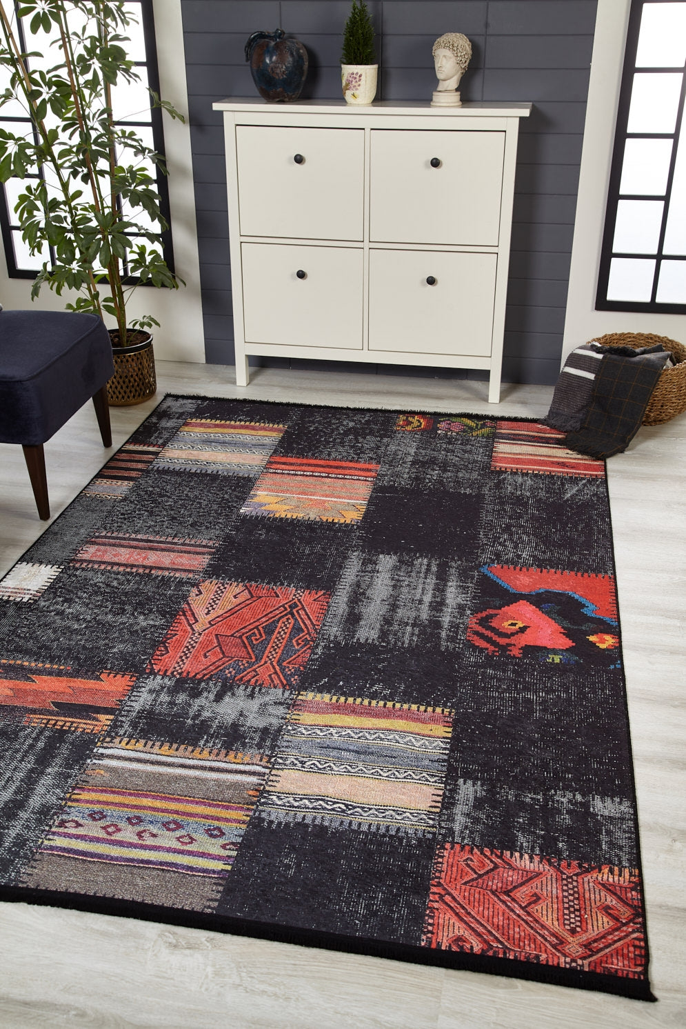 machine-washable-area-rug-Patchwork-Collection-Black-JR1956